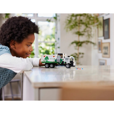 LEGO Конструктор LEGO Technic Сміттєвоз Mack® LR Electric LEGO Конструктор LEGO Technic Сміттєвоз Mack® LR Electric