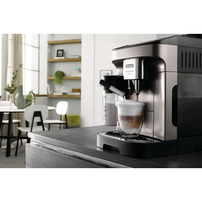Delonghi Кавомашина Magnifica Evo, 1.8л, зерно+мелена, автомат.капуч, дисплей, авторецептів -7, графіт