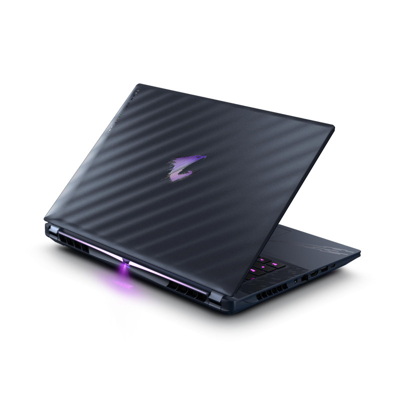 Gigabyte Ноутбук AORUS MASTER 16X 16.0 QHD OLED 240Hz, INTEL ARL HX Ultra9, 32GB, F2TB, NVD5080-16, W11, чорний