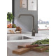 Grohe Змішувач для кухні Essence, довж.виливу - 220мм, поворотний, 1важіль, матовий графіт