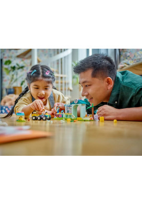 LEGO Конструктор Friends Ветеринарна клініка для сільськогосподарських тварин