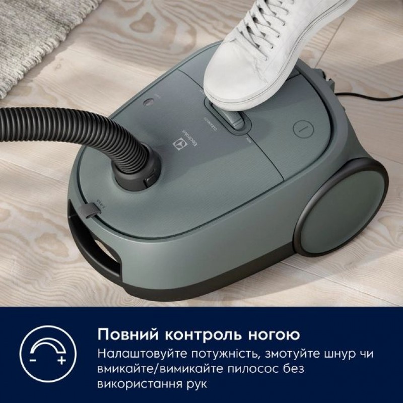 Electrolux Мішковий пилосос серії 600 EB61C1OG