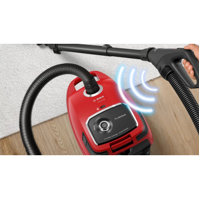 Bosch Пилосос мішковий, 700Вт, 4л, НЕРА13, турбощітка, червоний
