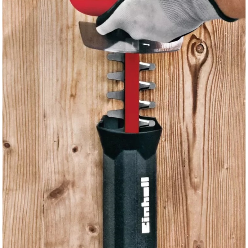 Einhell Кущоріз мережевий GE-EH 7067 700Вт 67см крок різу 30мм 3.7кг