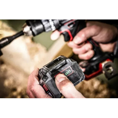 Skil Шурупокрут-дриль ударний акумуляторний 3085 CA XP 20В 1х5А·рік 130Нм 600·2100об·хв 1.65кг