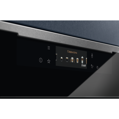 Electrolux Кавомашина вбудована, 2,5л, зерно+мелена, автомат.капуч, дисплей, сернор.керування, підсвітка, чорний