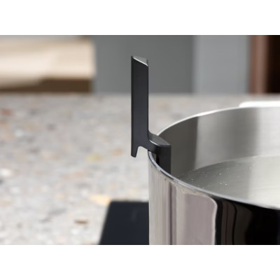 Electrolux Варильна поверхня індукційна, 60см, розширена зона, термощуп, Fry sensor, сенсорний дисплей, Hob2Hood, графіт