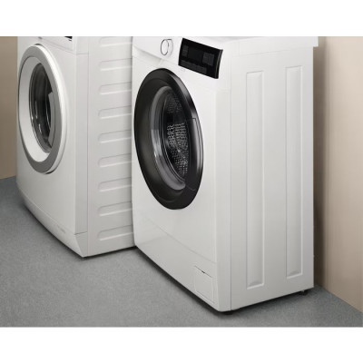 Electrolux Пральна машина Electrolux фронтальна, 6кг, 1000, A, 41см, дисплей, інвертор, білий Electrolux Пральна машина Electrolux фронтальна, 6кг, 1000, A, 41см, дисплей, інвертор, білий