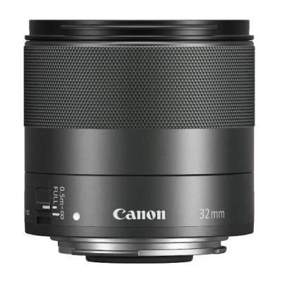 Canon EF-M 32mm f/1.4 STM