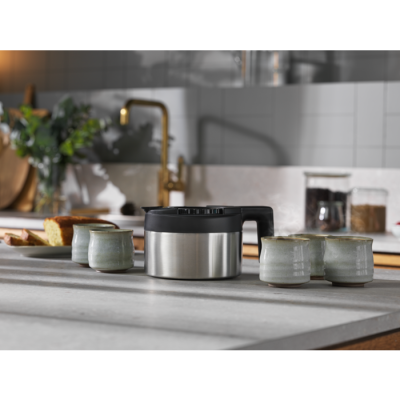 Electrolux Кавомашина вбудована, 2,5л, зерно+мелена, автомат.капуч, дисплей, сернор.керування, підсвітка, чорний