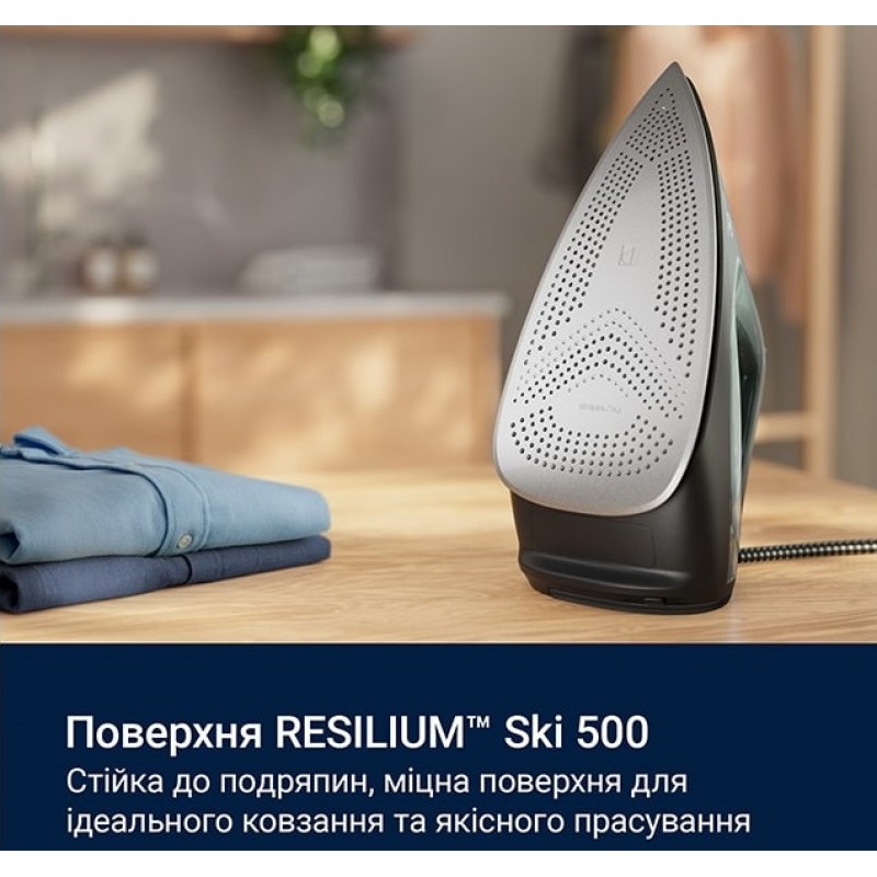 Electrolux Праска, 2600Вт, 370мл, паровий удар 230гр, алюмінієва підошва, зелено-чорний