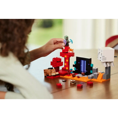 LEGO Конструктор Minecraft Засідка біля порталу Нижній світ