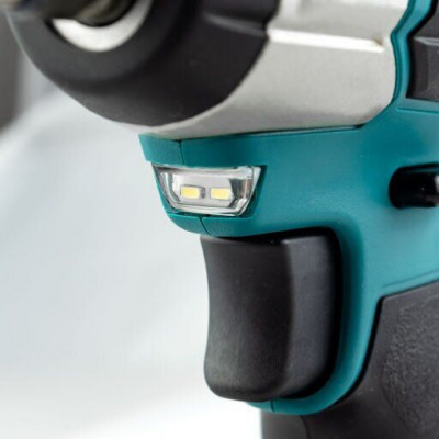 Makita Гайковерт ударний DTW180Z, акумуляторний, 18В, LXT, 01300/0-2400 об/хв, 180Нм, 1.2 кг, без АКБ та зарядного пристрою Makita Гайковерт ударний DTW180Z, акумуляторний, 18В, LXT, 01300/0-2400 об/хв, 180Нм, 1.2 кг, без АКБ та зарядного пристрою