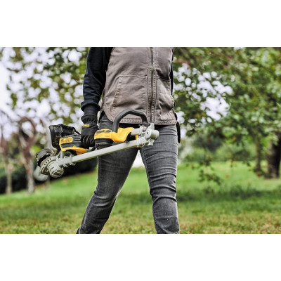 DeWALT Тример садовий акумуляторний DeWALT 18В акб 1х5А·год 36см 6000об/хв ЗП 3.5кг DeWALT Тример садовий акумуляторний DeWALT 18В акб 1х5А·год 36см 6000об/хв ЗП 3.5кг
