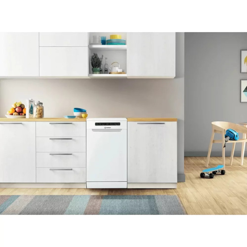 Indesit Посудомийна машина Indesit, 10компл., A+, 45см, білий