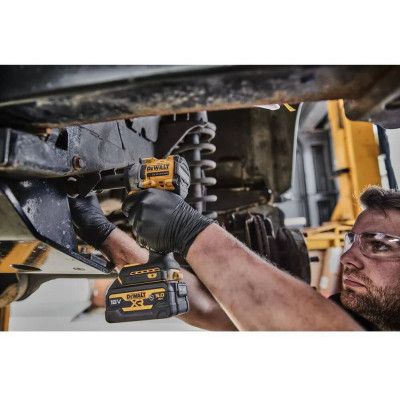 DeWALT Гайковерт ударний акумуляторний DeWALT XR Li-Ion 18В 610Нм 1400-2500об/хв 3550уд/хв 1/2" кейс TSTAK 1.1кг без АКБ та ЗП