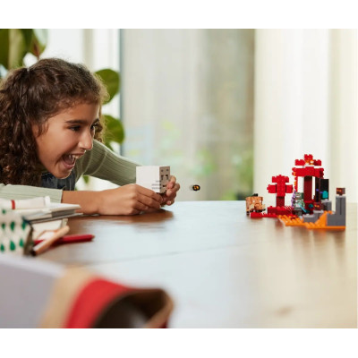 LEGO Конструктор Minecraft Засідка біля порталу Нижній світ