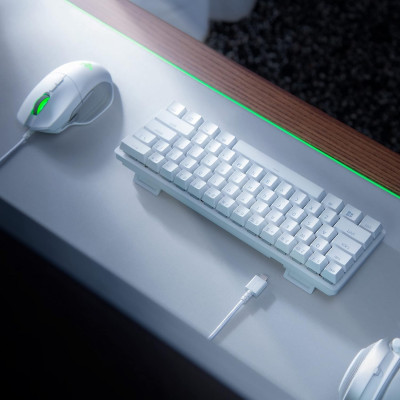 Razer Ігрова поверхня Goliathus Extended Chroma M Mercury Grey (355х255х3мм) Razer Ігрова поверхня Goliathus Extended Chroma M Mercury Grey (355х255х3мм)