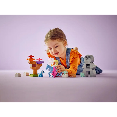 LEGO Конструктор DUPLO Disney Ельза та Бруні у Зачарованому лісі