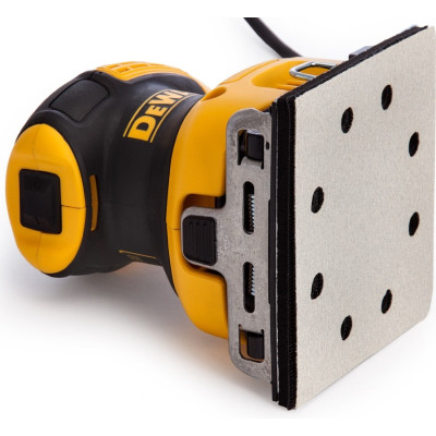 DeWALT Шліфмашина вібраційна DeWalt 230Вт 14000об/хв 108х115мм амплітуда 1.6мм 1.28кг