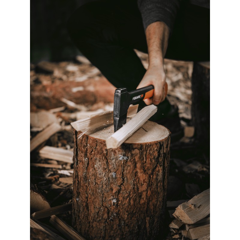 Fiskars Сокира туристична XS Х7