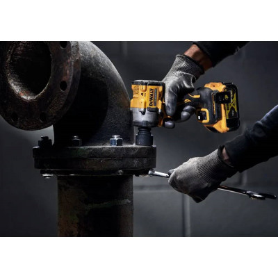 DeWALT Гайковерт ударний акумуляторний DeWALT XR Li-Ion 18В 610Нм 1440-2500об/хв 3550уд/хв 1/2" кейс TSTAK 1.1кг без АКБ та ЗП