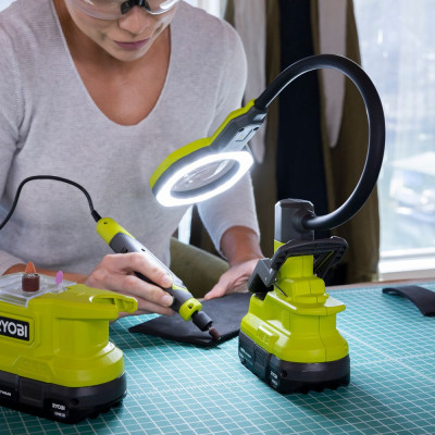 Ryobi Ліхтар RML18-0, 18В ONE+, 500лм, 2 режими,гнучка штанга, збільшувальналінза 86мм (без АКБ та ЗП)