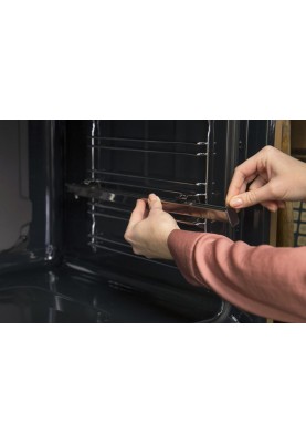 Gorenje Духова шафа електрична, 77л, A+, дисплей, IconLed, нерж