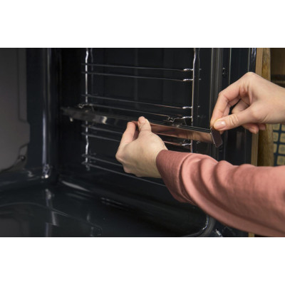 Gorenje Духовий шафа електричний, 77л, A+, дисплей, IconLed, нерж
