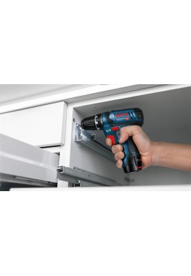 Bosch Шурупокрут-дриль акумуляторний GSR 12V-15 12В 2х2А/рік 15-30Нм 0-400/400-1300об.хв 1кг набір 10 біт кейс