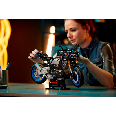 LEGO Конструктор Technic Yamaha MT 2022