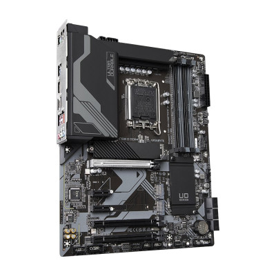 Gigabyte Материнська плата Z790 s1700 4xDDR4 HDMI DP ATX