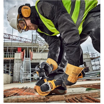 DeWALT Набір із двох акумуляторних інструментів DeWALT 18В дриль-шурупокрут DCD796 шліфмашина кутова DCG405 акб 2х5А·год ЗП TSTAK 4.2кг