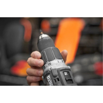 DeWALT Шурупокрут-дриль ударний аккумуляторний McLaren F1 TEAM LIMITED EDITION XR Li-Ion 18В акб 2х4А·рік 90Нм 0-650·0-2000об/хв 0-11050·0-34000уд/хв кейс.