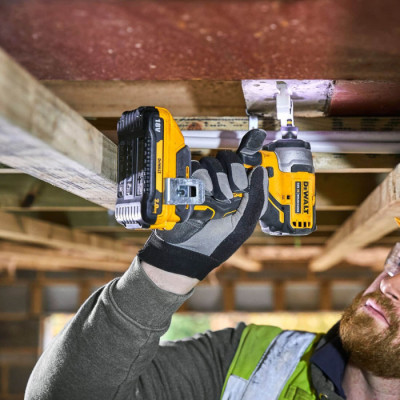 DeWALT Шурупокрут ударний акумуляторний 18V XR Li-Ion безщітковий 190Нм 2800об·хв кейс 0.96кг DeWALT Шурупокрут ударний акумуляторний 18V XR Li-Ion безщітковий 190Нм 2800об·хв кейс 0.96кг