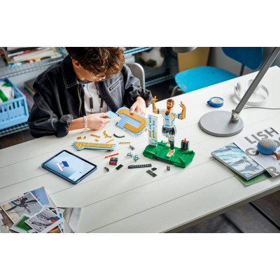 LEGO Конструктор Editions Football Ліонель Мессі — легенда футболу LEGO Конструктор Editions Football Ліонель Мессі — легенда футболу
