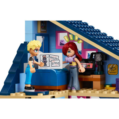 LEGO Конструктор Friends Родинні будинки Оллі й Пейслі