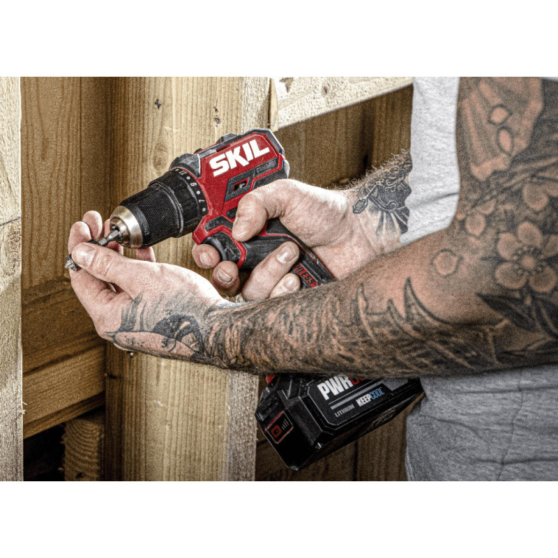 Skil Шурупокрут-дриль акумуляторний 3065 CA Compact 20В безщітковий 1х2.5А·год 60Нм 500·1800об·хв 0.9кг