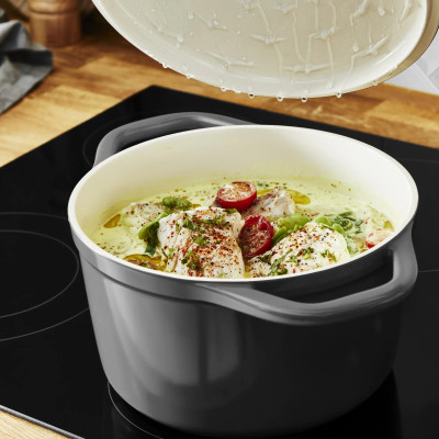 Tefal Кастрюля Tefal Air, з кришкою, 3.1л, алюміній, чорний Tefal Кастрюля Tefal Air, з кришкою, 3.1л, алюміній, чорний