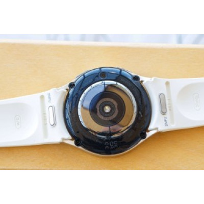 Samsung Смарт-годинник Galaxy Watch 6 40mm (R930) 1.31`, золотистий Samsung Смарт-годинник Galaxy Watch 6 40mm (R930) 1.31`, золотистий