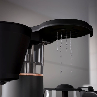 Electrolux Кавоварка крапельна, 1,25л, мелена, чорний