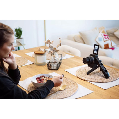 Canon Цифр. фотокамера Canon EOS R50 + RF-S 18-45 IS STM Black