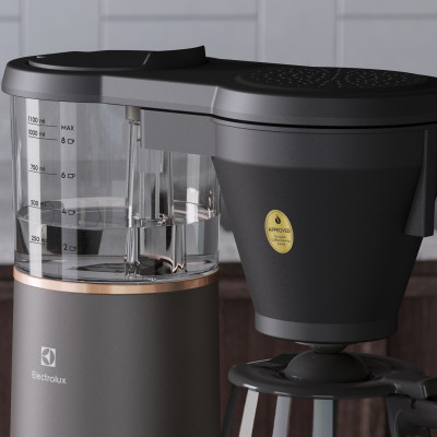 Electrolux Кавоварка крапельна, 1,25л, мелена, чорний