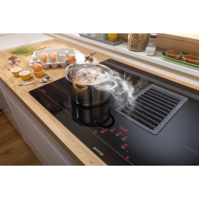 Gorenje Варильна поверхня індукційна, 83см, розширена зона, вбудована витяжка, 620м.куб/год, чорний Gorenje Варильна поверхня індукційна, 83см, розширена зона, вбудована витяжка, 620м.куб/год, чорний