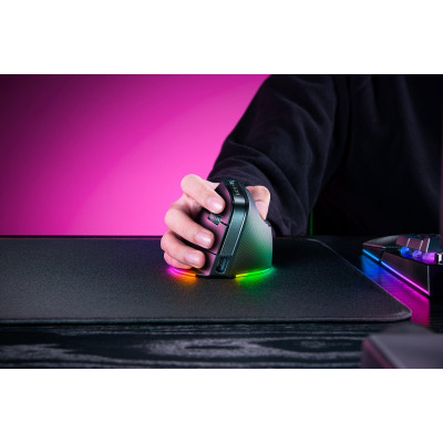 Razer Миша Pro Click V2, USB-A/WL/BT, Vertical Ed., чорний Razer Миша Pro Click V2, USB-A/WL/BT, Vertical Ed., чорний