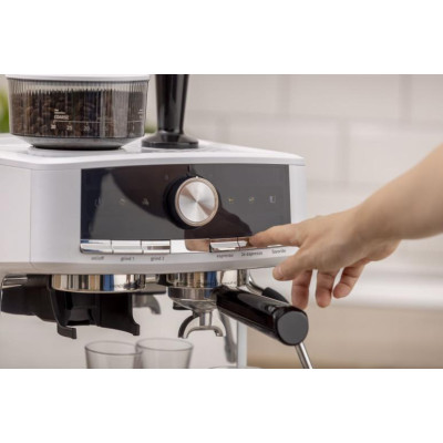 Gorenje Кавоварка Gorenje ріжкова 2.5л, кавомолка 0,25л, капучинатор, кнопочне керування, білий