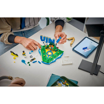 LEGO Конструктор LEGO Editions Football Вінісіус Жуніор — найкращі моменти футбольних матчів LEGO Конструктор LEGO Editions Football Вінісіус Жуніор — найкращі моменти футбольних матчів