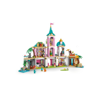 LEGO Конструктор LEGO Disney Princess Замок принцеси та королівські улюбленці