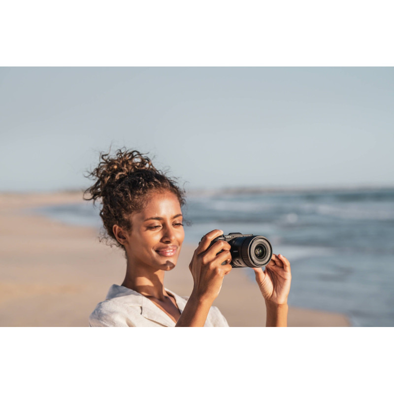 Sony Цифр. фотокамера Alpha 6700 kit 18-135 Black