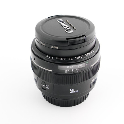 Canon EF 50mm f/1.4 USM